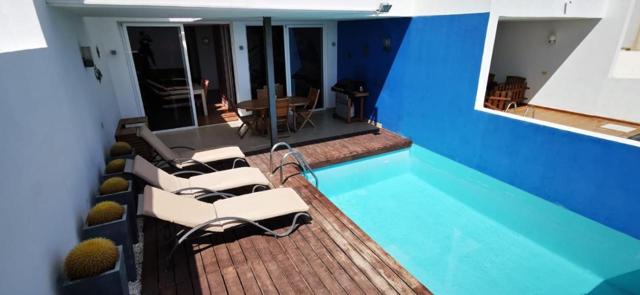 Villa Marina Piscina Climatizada Opcional Y 2 Bicis Gratuitas Playa Blanca  Bagian luar foto