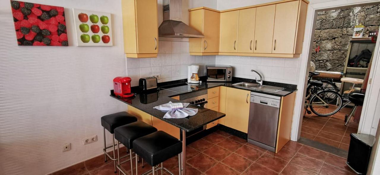 Villa Marina Piscina Climatizada Opcional Y 2 Bicis Gratuitas Playa Blanca  Bagian luar foto